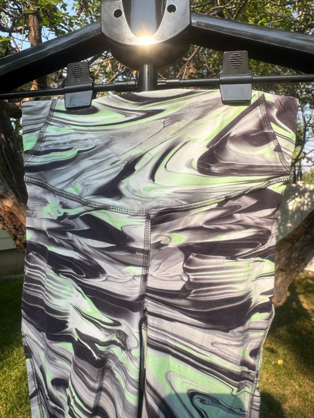 💚 NWOT Lululemon Green & Black Marble Swirl High-Rise Leggings Size 4